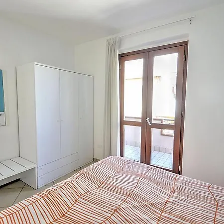 Sleeps 2 With Air Con Agropoli